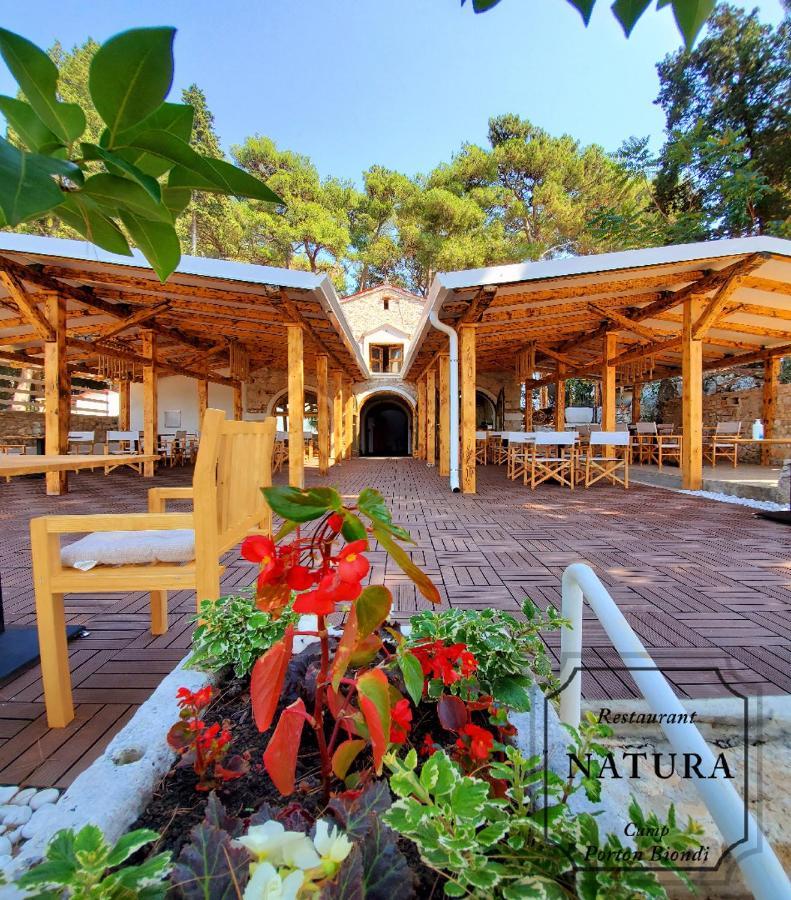 Pineta Mobile Home In Porton Biondi Camp ロヴィニ エクステリア 写真